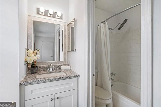 10 Market Square Place NW, Atlanta, GA 30318