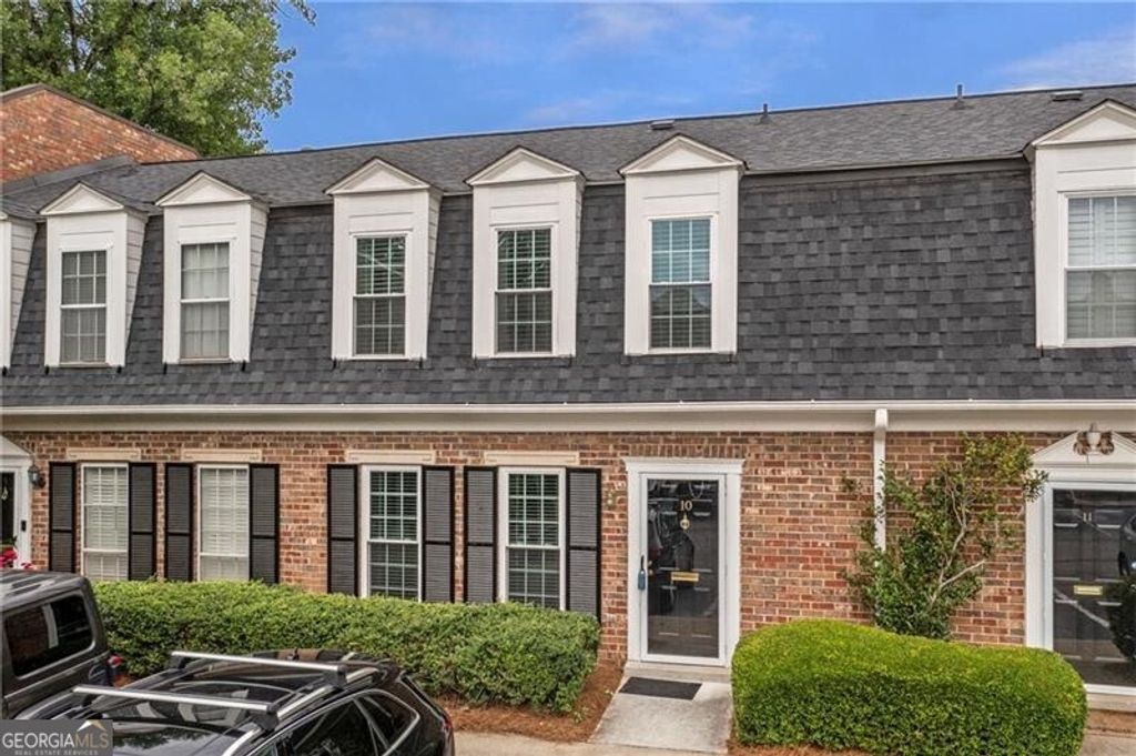 10 Market Square Place NW, Atlanta, GA 30318