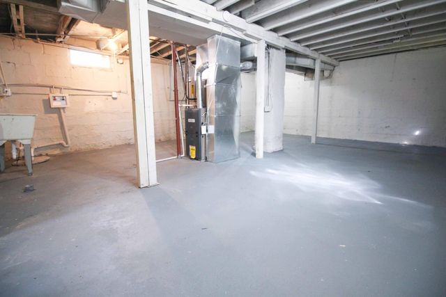 3319 E 34th Avenue, Lake Station, IN 46405