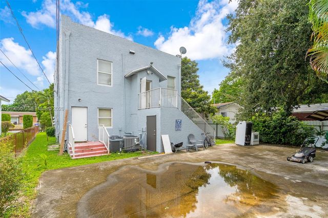 285 NW 44th Street 1, Miami, FL 33127