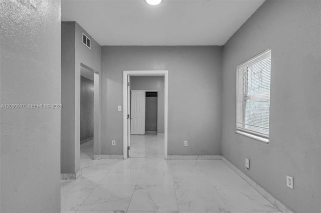 285 NW 44th Street 1, Miami, FL 33127