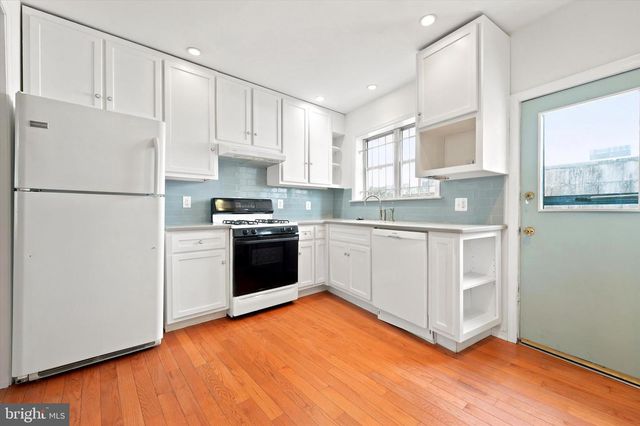 706 SALTER ST, Philadelphia, PA 19147