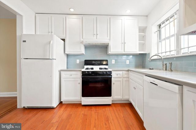 706 SALTER ST, Philadelphia, PA 19147