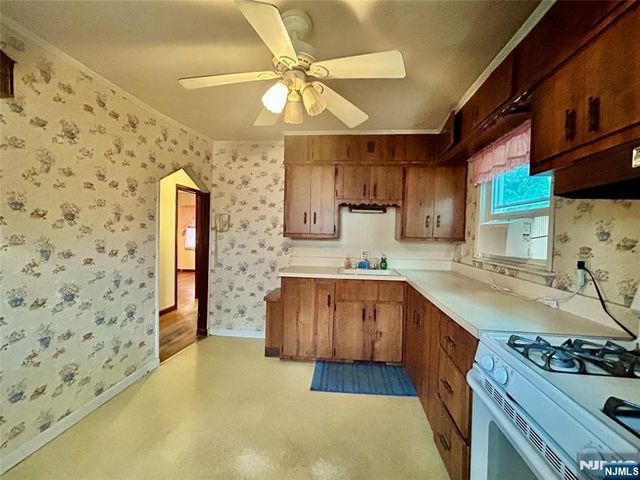222 Terrace Avenue, Lodi, NJ 07644