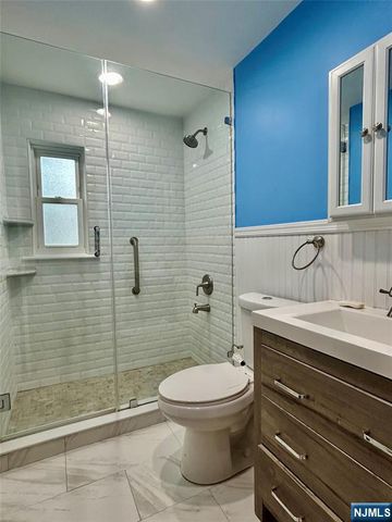 222 Terrace Avenue, Lodi, NJ 07644