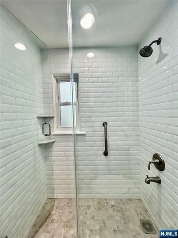 222 Terrace Avenue, Lodi, NJ 07644