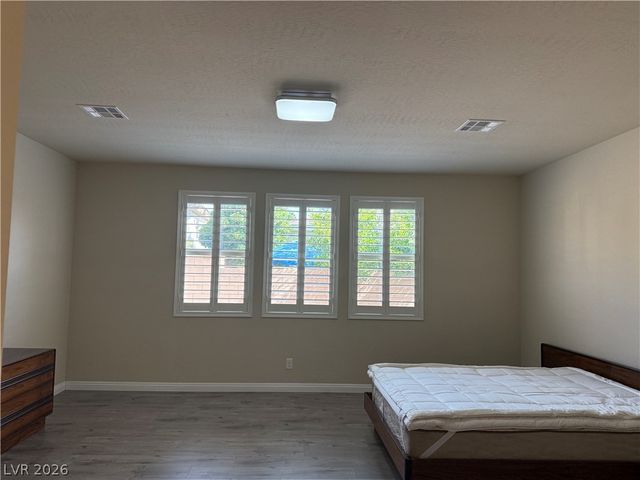 967 Whitworth Avenue, Las Vegas, NV 89148