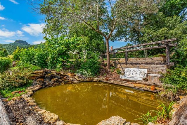 135 Vaughn Lane, Pilot Mountain, NC 27041