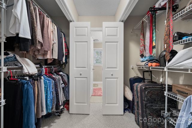 815 Catawba Valley Boulevard SE, Hickory, NC 28602