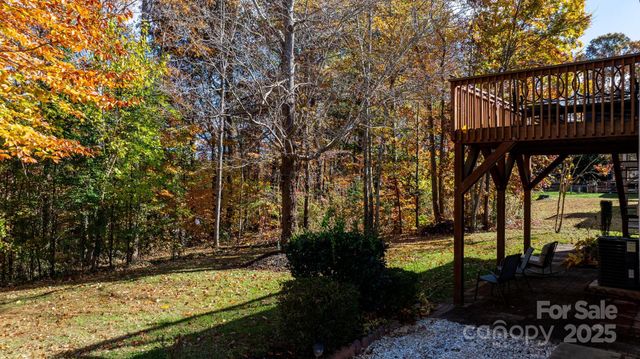 815 Catawba Valley Boulevard SE, Hickory, NC 28602