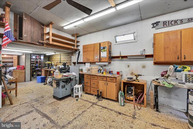 4 N CONESTOGA VIEW DR, Akron, PA 17501
