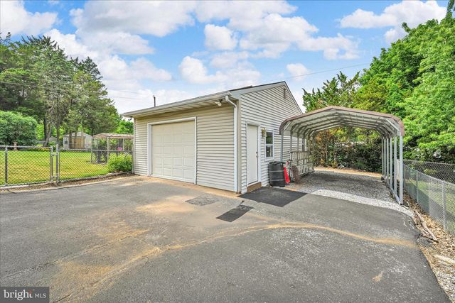 4 N CONESTOGA VIEW DR, Akron, PA 17501