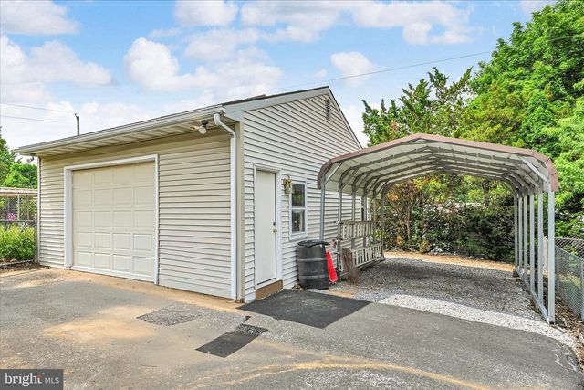 4 N CONESTOGA VIEW DR, Akron, PA 17501