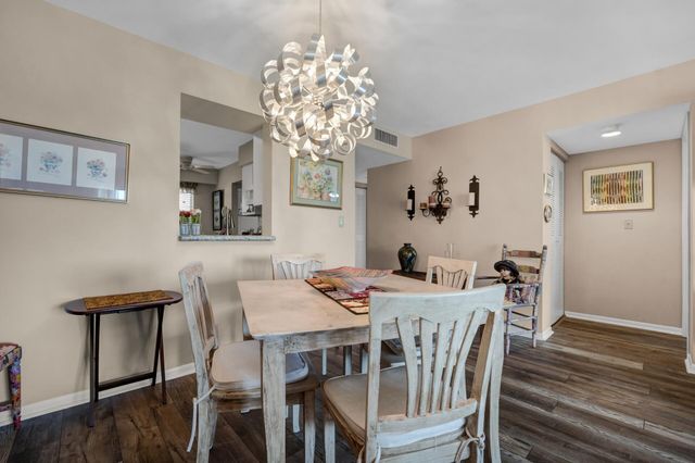 6936 Huntington Lane 204, Delray Beach, FL 33446