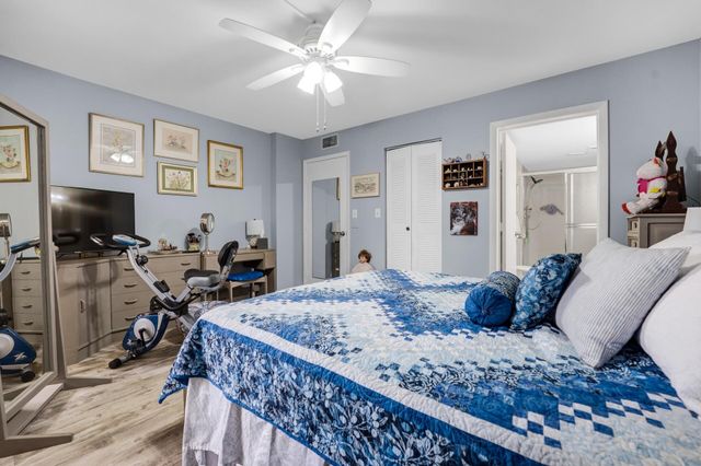 6936 Huntington Lane 204, Delray Beach, FL 33446