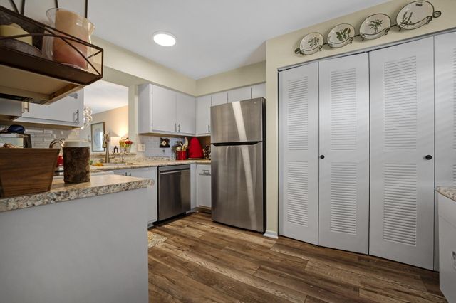 6936 Huntington Lane 204, Delray Beach, FL 33446