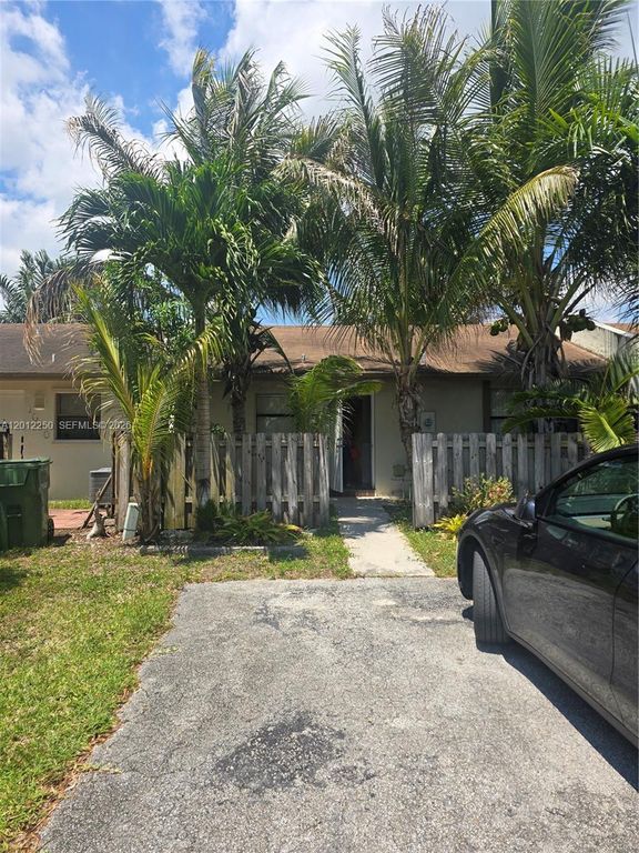 1630 Sandpiper Boulevard, Homestead, FL 33035