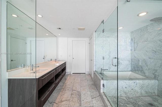 3131 NE 7th Ave 1701, Miami, FL 33137