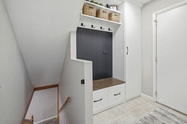 2604 Pebblebrook Lane, Rolling Meadows, IL 60008