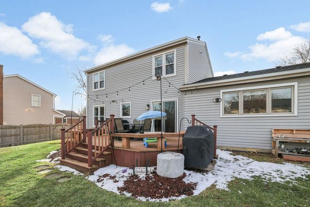 2604 Pebblebrook Lane, Rolling Meadows, IL 60008