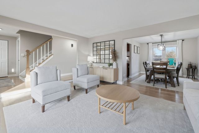 2604 Pebblebrook Lane, Rolling Meadows, IL 60008