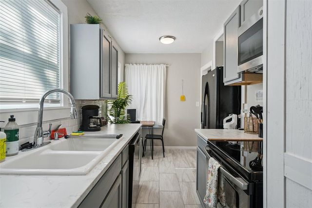 121 Aniol Avenue, Norman, OK 73071