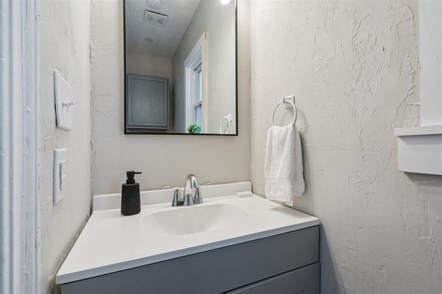 121 Aniol Avenue, Norman, OK 73071