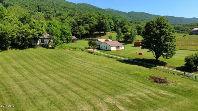 2575 Mendota Road, Mendota, VA 24270