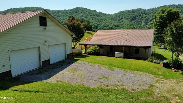 2575 Mendota Road, Mendota, VA 24270