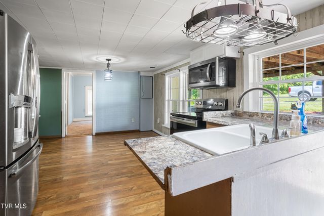 2575 Mendota Road, Mendota, VA 24270