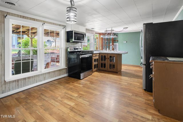 2575 Mendota Road, Mendota, VA 24270