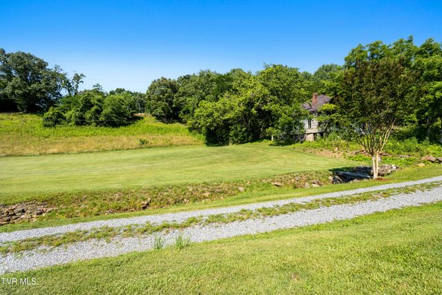 2575 Mendota Road, Mendota, VA 24270