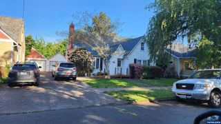 399 24 St NE, Salem, OR 97301
