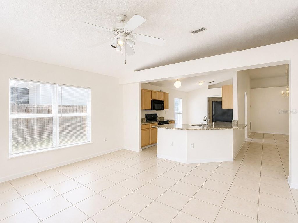 Image 20 of property listing at 10155 LAXTON STREET, Orlando, FL 32824