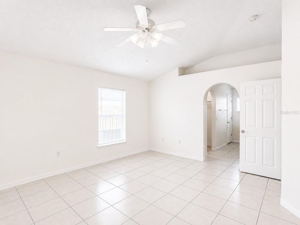 Image 23 of property listing at 10155 LAXTON STREET, Orlando, FL 32824