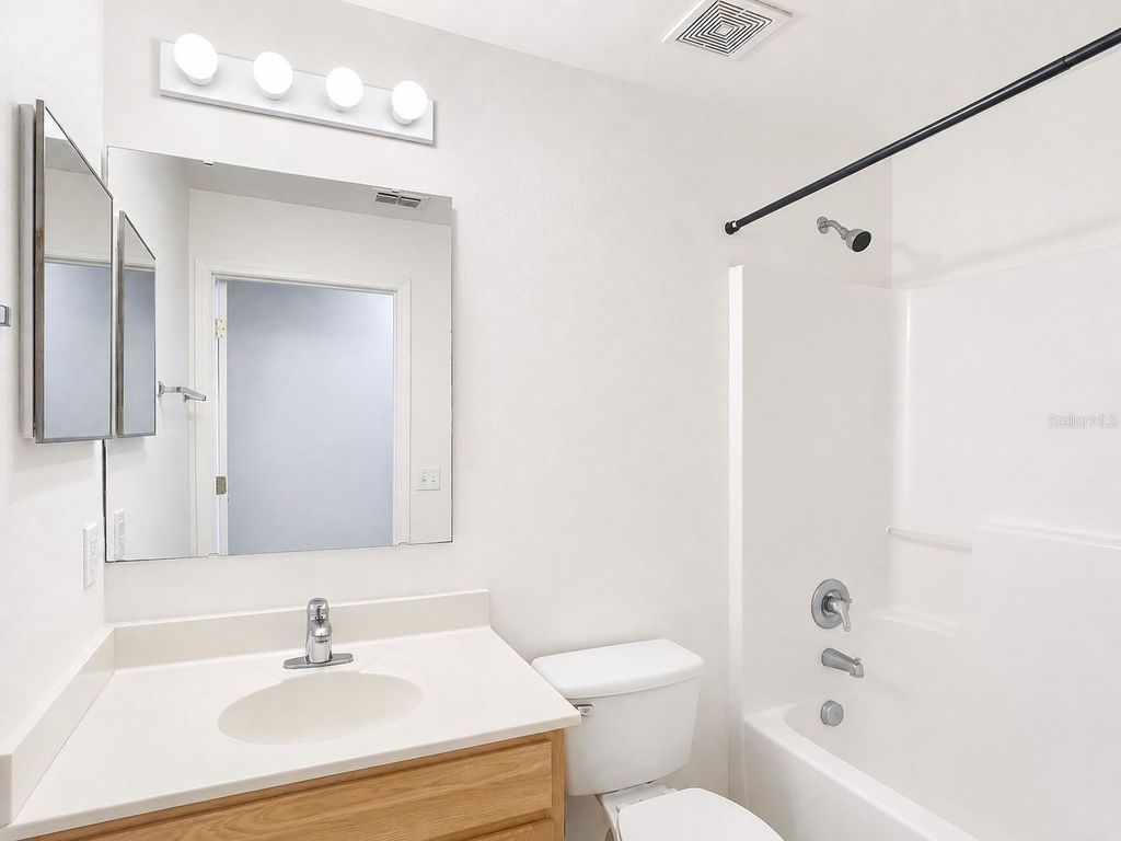 Image 27 of property listing at 10155 LAXTON STREET, Orlando, FL 32824