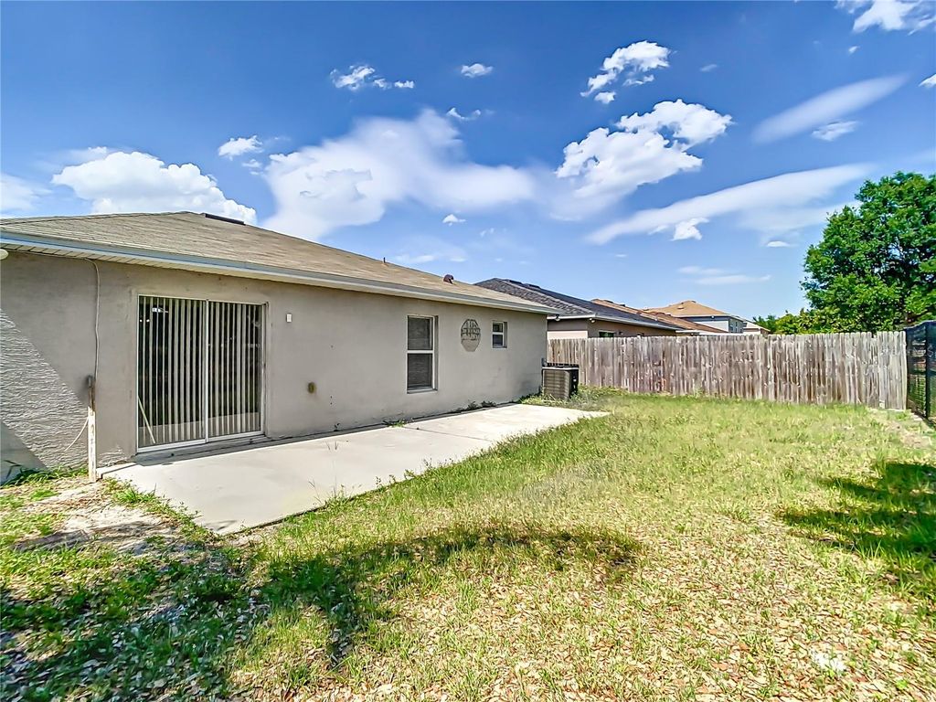 Image 34 of property listing at 10155 LAXTON STREET, Orlando, FL 32824