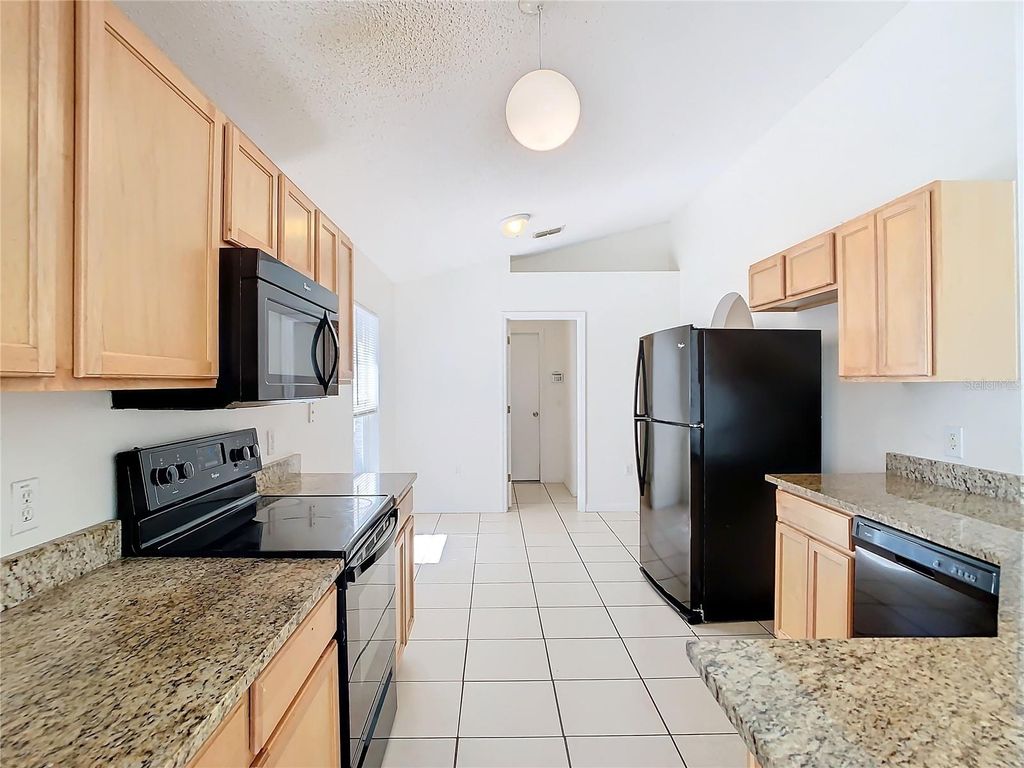 Image 6 of property listing at 10155 LAXTON STREET, Orlando, FL 32824