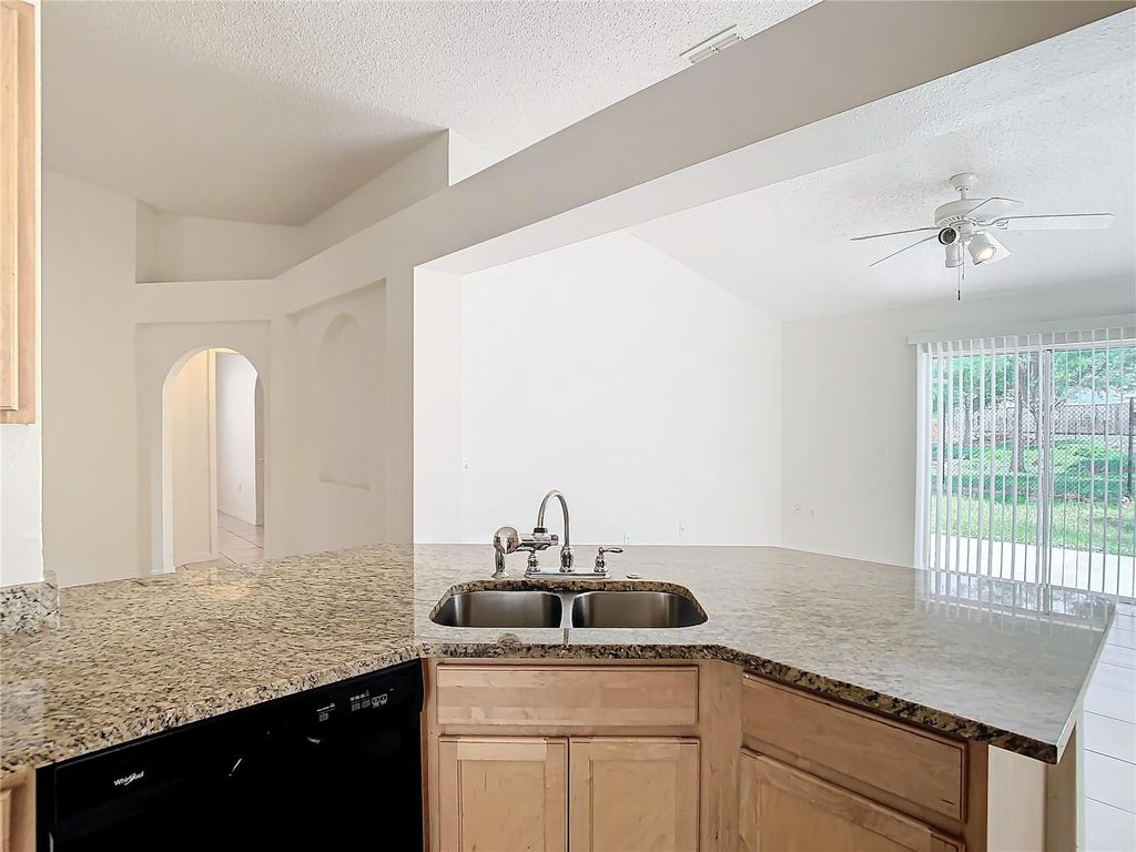 Image 8 of property listing at 10155 LAXTON STREET, Orlando, FL 32824