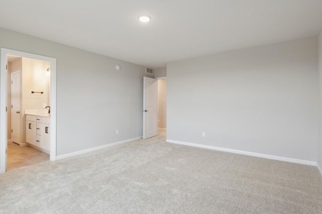 15024 Ashtown Lane, Rosemount, MN 55068