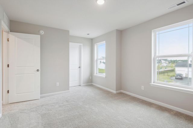 15024 Ashtown Lane, Rosemount, MN 55068