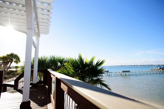 1444 Homeport Drive, Navarre, FL 32566