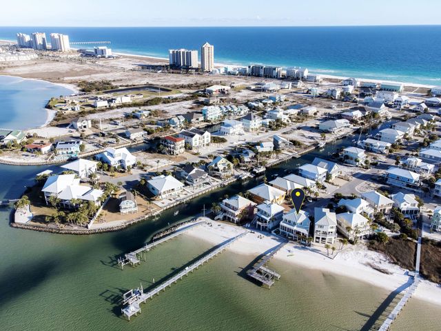 1444 Homeport Drive, Navarre, FL 32566