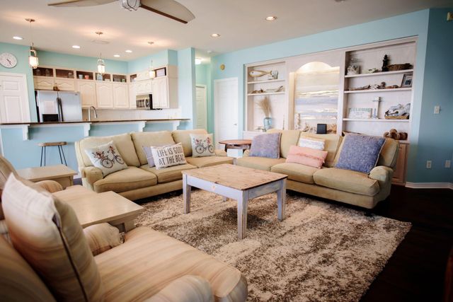 1444 Homeport Drive, Navarre, FL 32566