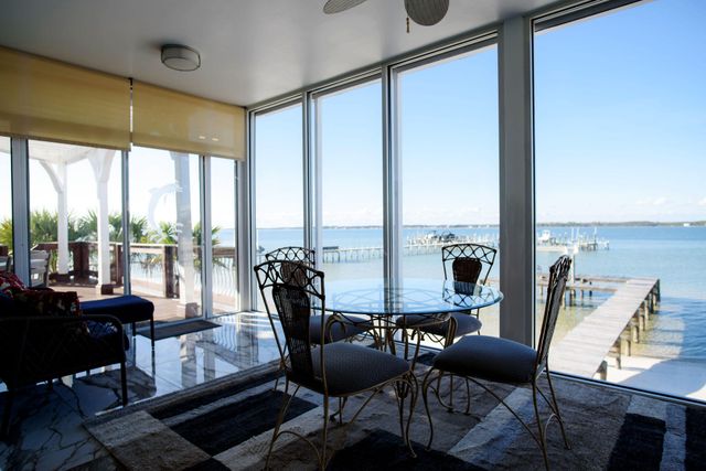 1444 Homeport Drive, Navarre, FL 32566