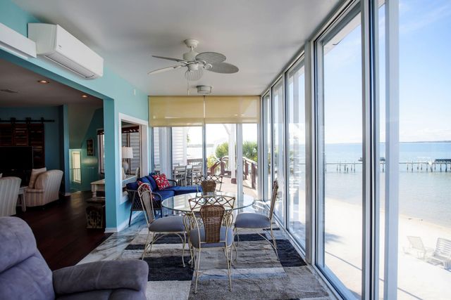 1444 Homeport Drive, Navarre, FL 32566