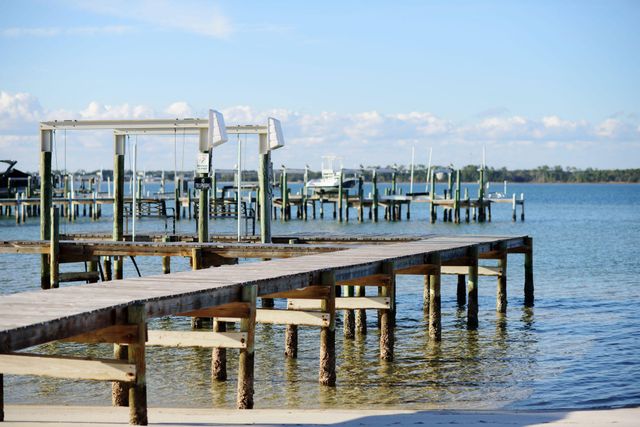 1444 Homeport Drive, Navarre, FL 32566