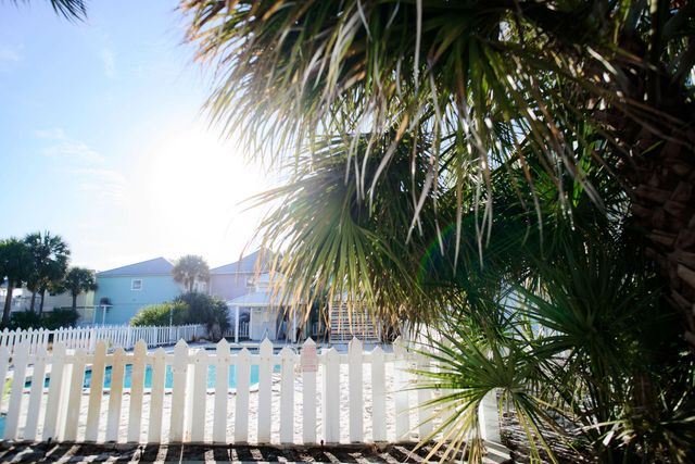 1444 Homeport Drive, Navarre, FL 32566