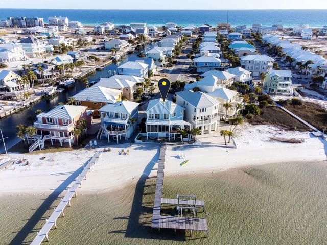 1444 Homeport Drive, Navarre, FL 32566