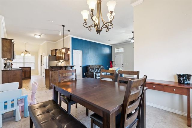 11520 SW 10th Street, Yukon, OK 73099